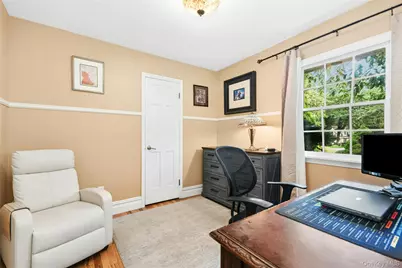 111 Red Oak Court, Port Jefferson, NY 11777 - Photo 17