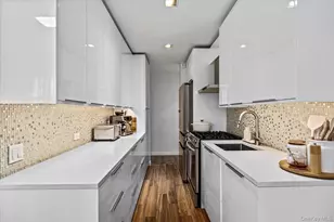 151-31 88th St, Howard Beach, NY 11414 - Photo 7