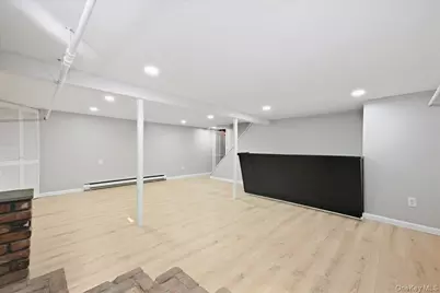 161 Stokes Avenue, Freeport, NY 11520 - Photo 29