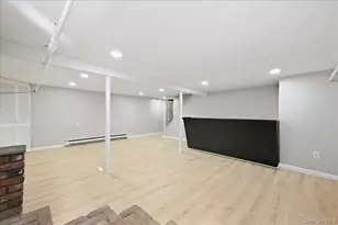 161 Stokes Ave, Freeport, NY 11520 - Photo 29