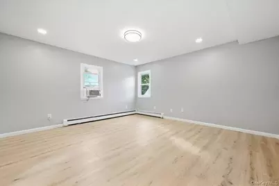 161 Stokes Avenue, Freeport, NY 11520 - Photo 23