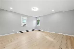 161 Stokes Ave, Freeport, NY 11520 - Photo 23