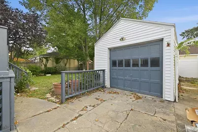 161 Stokes Avenue, Freeport, NY 11520 - Photo 33