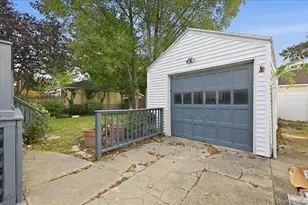 161 Stokes Ave, Freeport, NY 11520 - Photo 33
