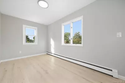 161 Stokes Avenue, Freeport, NY 11520 - Photo 21
