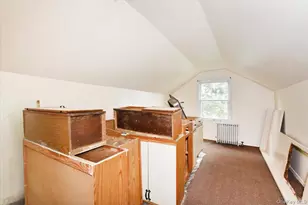 403 Oak St, Copiague, NY 11726 - Photo 21