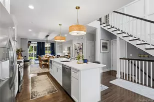 11 Silver Spruce Way, Smithtown, NY 11787 - Photo 13