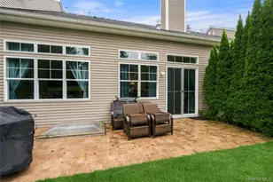 11 Silver Spruce Way, Smithtown, NY 11787 - Photo 45