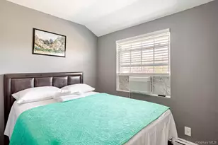 137-45 Bedell St, Springfield Gardens, NY 11413 - Photo 9