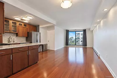 1155 Warburton Avenue #3Y, Yonkers, NY 10701 - Photo 3