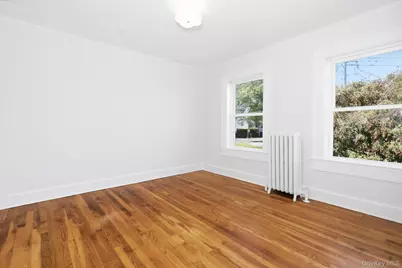48 Robertson Avenue, White Plains, NY 10606 - Photo 15