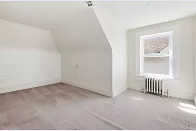 48 Robertson Avenue, White Plains, NY 10606 - Photo 19