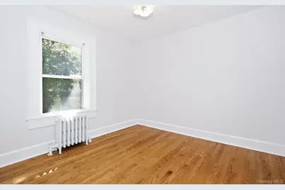 48 Robertson Avenue, White Plains, NY 10606 - Photo 13