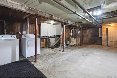48 Robertson Avenue, White Plains, NY 10606 - Photo 21
