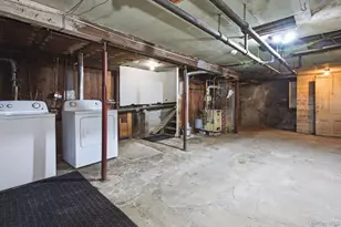 48 Robertson Ave, White Plains, NY 10606 - Photo 21