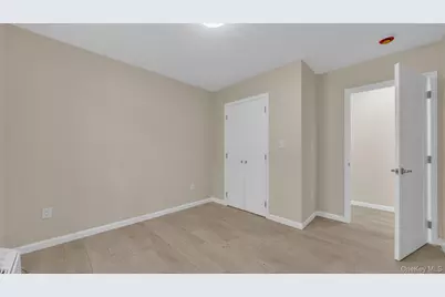 957 E 229th Street, Bronx, NY 10466 - Photo 15