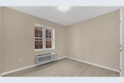 957 E 229th Street, Bronx, NY 10466 - Photo 25