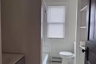 41 Lagrange Ave, Poughkeepsie, NY 12603 - Photo 7