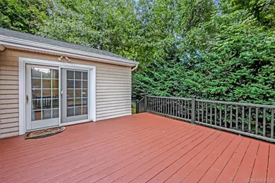 146 Elm Street, Ronkonkoma, NY 11779 - Photo 7