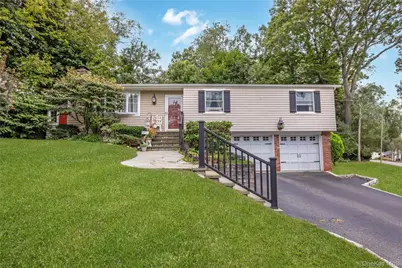 146 Elm Street, Ronkonkoma, NY 11779 - Photo 1