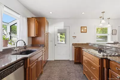 1 Main Street, Purdys, NY 10578 - Photo 9