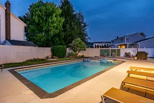 28 Willow Dr, Massapequa Park, NY 11762 - Photo 33