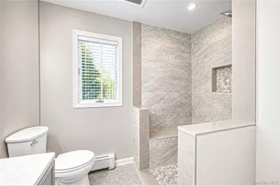 554 Wheeler Road, Hauppauge, NY 11788 - Photo 17