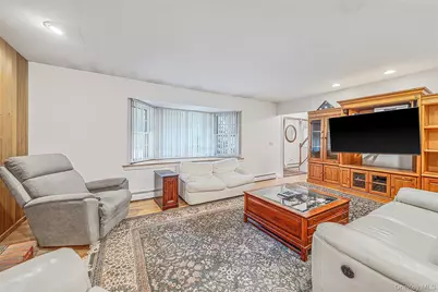 554 Wheeler Road, Hauppauge, NY 11788 - Photo 7