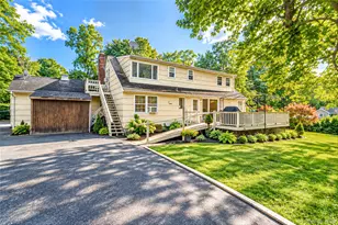 554 Wheeler Rd, Hauppauge, NY 11788 - Photo 19