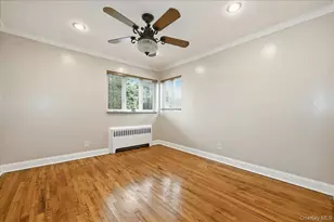 439 39th St, Lindenhurst, NY 11757 - Photo 13