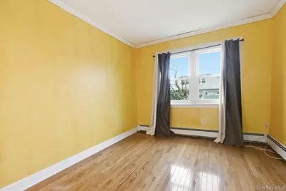 439 39th Street, Lindenhurst, NY 11757 - Photo 21