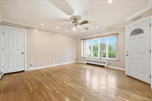 439 39th St, Lindenhurst, NY 11757 - Photo 5