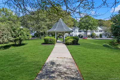 45 Country View Lane, Middle Island, NY 11953 - Photo 15