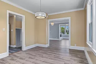 258 Liberty Ave, Westbury, NY 11590 - Photo 15