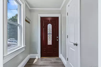 258 Liberty Avenue, Westbury, NY 11590 - Photo 7