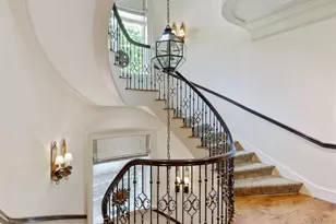 6 Spring Hill Ln, Old Westbury, NY 11568 - Photo 25