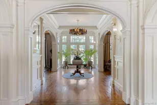 6 Spring Hill Ln, Old Westbury, NY 11568 - Photo 11