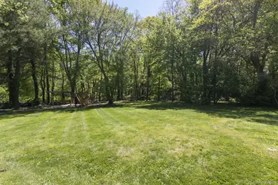 26 Candlewood Path, Dix Hills, NY 11746 - Photo 17