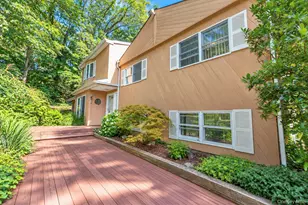 80 Alpine Way, South Huntington, NY 11746 - Photo 3