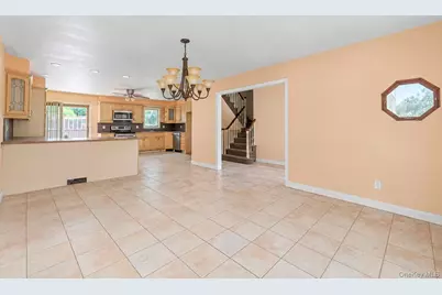 80 Alpine Way, South Huntington, NY 11746 - Photo 9