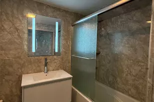 624 W Beech St, Long Beach, NY 11561 - Photo 5