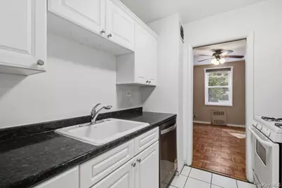 75 W 238th Street #2D, Bronx, NY 10463 - Photo 13