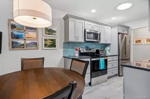 705 Alden Ct, Saint James, NY 11780 - Photo 19