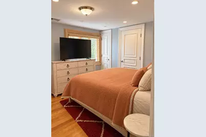 548 S Strong Avenue, Lindenhurst, NY 11757 - Photo 13