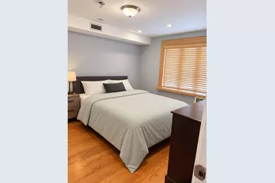 548 S Strong Avenue, Lindenhurst, NY 11757 - Photo 15