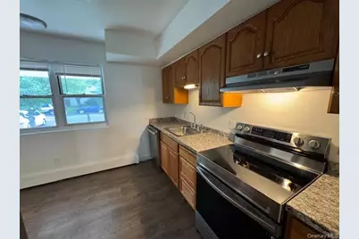 13 Eisenhower Drive, Cornwall, NY 12518 - Photo 9