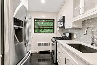 73-02 Springfield Boulevard #2nd Fl, Bayside, NY 11364 - Photo 3