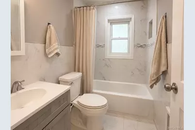 7 Lake Drive, Middle Island, NY 11953 - Photo 15