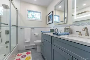 128 Soundview Dr, Port Washington, NY 11050 - Photo 17