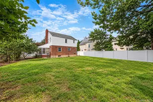 30 Fairview Blvd, Hempstead, NY 11550 - Photo 9